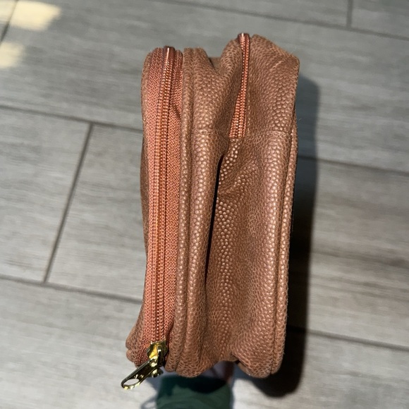 Karl Lagerfeld Men's Brown Toiletry Bag - Picture 5 of 10